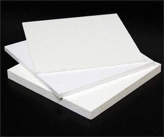 Rotproof 10mm Shop White PVC Board / Foam Board Insulation สำหรับตกแต่ง