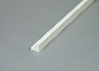 ภายในมุม PVC Trim Moulding ไวนิลสีขาว PVC หน้าต่างตกแต่ง