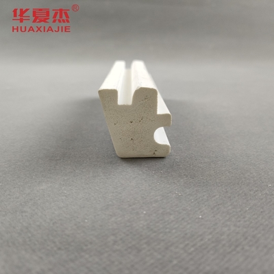 กล่องบรรจุภัณฑ์ PVC ตัดแต่งสำหรับ Sill Nosing ไวนิลสีขาว 7ft