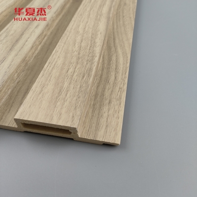 ป้องกันรอยขีดข่วนธรรมชาติ ไม้ Wpc แผ่นผนัง การตกแต่งภายนอก แผ่น Wpc แผ่น laminated บอร์ด Fluted