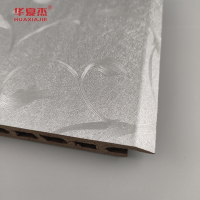 2024 ดีไซน์ใหม่ Sliver รูปแบบหรูหรา /ธรรมชาติ Woodgrain Wpc Panel สําหรับตกแต่งผนัง