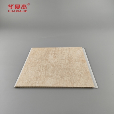 ราคาโรงงาน ราคาสตริปร้อน พีวีซี แผ่นผนัง wpc พีวีซี แผ่นเพดาน bamboo pattern สําหรับตกแต่งภายใน