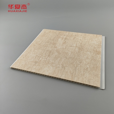 ราคาโรงงาน ราคาสตริปร้อน พีวีซี แผ่นผนัง wpc พีวีซี แผ่นเพดาน bamboo pattern สําหรับตกแต่งภายใน