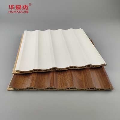แผนผนัง Wpc แผนผนัง Pvc แผนผนัง White Wood Grain Wpc บ้าน / สํานักงานตกแต่ง