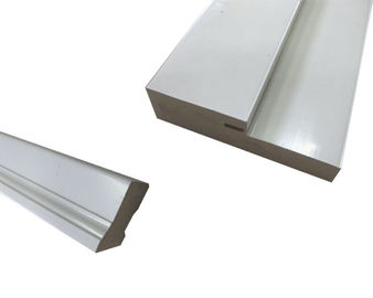 ราคาดี เล็บสูงโฮลดิ้งสีขาว Wpc โปรไฟล์ประตูอิฐแม่พิมพ์ Architrave SGS ผ่าน ออนไลน์
