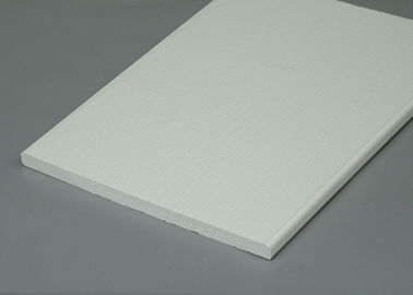 ราคาดี แผ่นพีวีซีแบนยูทิลิตี้ / แผ่นไวนิลไวนิลเซลลูล่าร์ PVC สีขาวสำหรับตกแต่ง ออนไลน์
