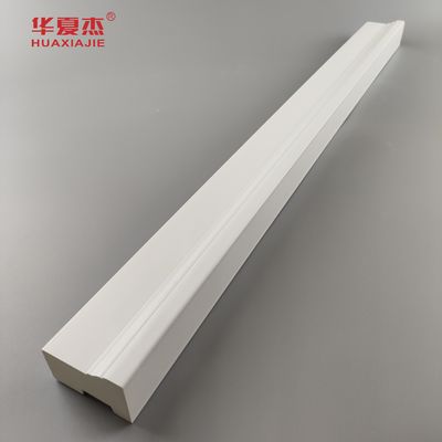 สีขาว PVC Brickmold กันน้ํา โปรไฟล์หลากหลายสําหรับความต้องการอาคาร
