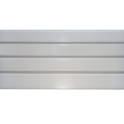 PVC Slatwall Panels สีขาวสีเทาสีดำสำหรับโรงรถ Wall Display 4ft 8ft